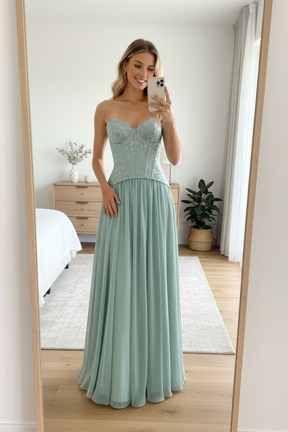 Vestido verde agua corset - de frente espejo casa